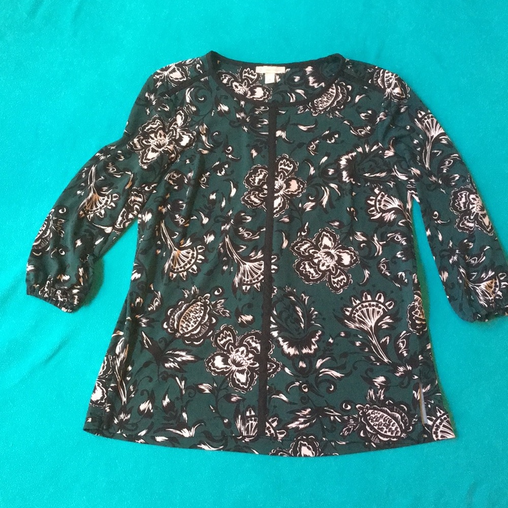 Green and Black Printed Top